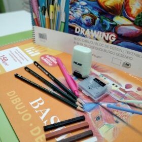clases de dibujo y pintura para niños en